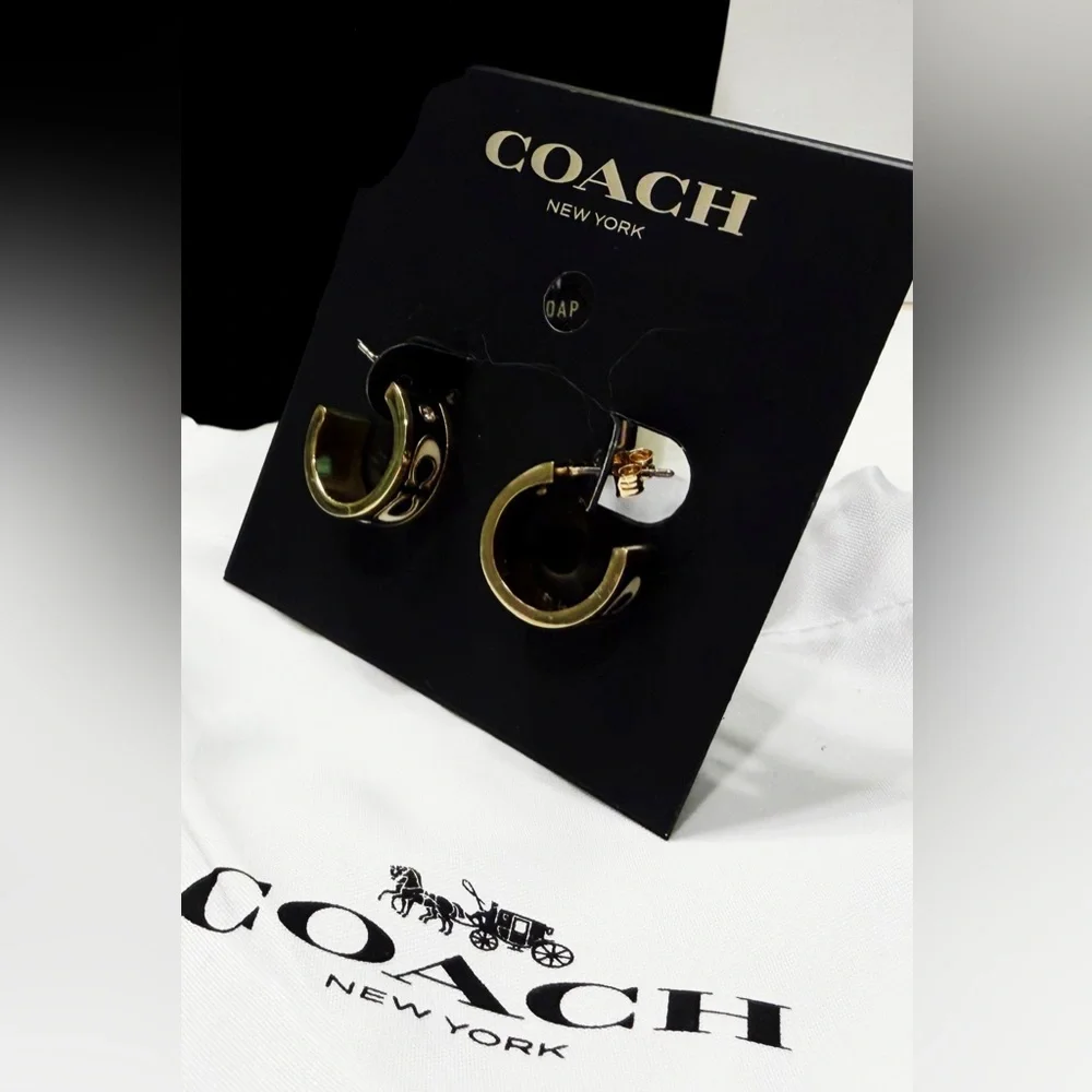 Coach Signature Enamel Huggie
Earrings in Black/Gold NWT & Pouch, Bag & Tissue! - Picture 4 of 4